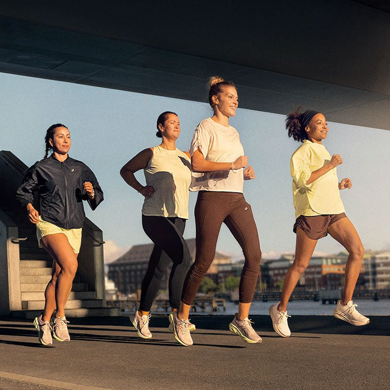 asics-accessories-clothing2.jpg
