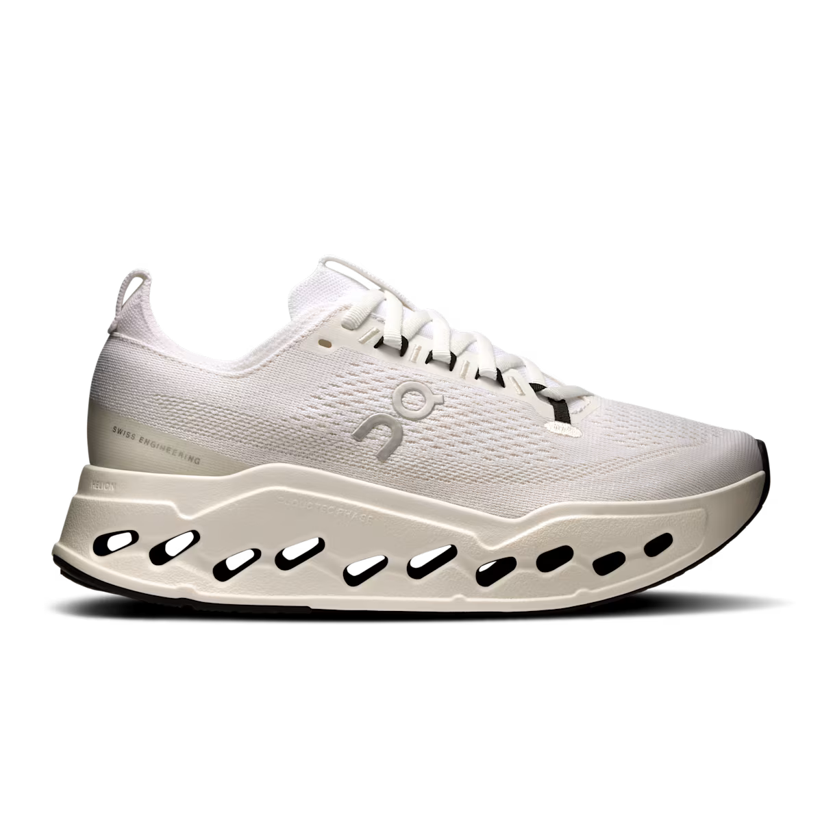 On Running CloudSurfer Max Womens