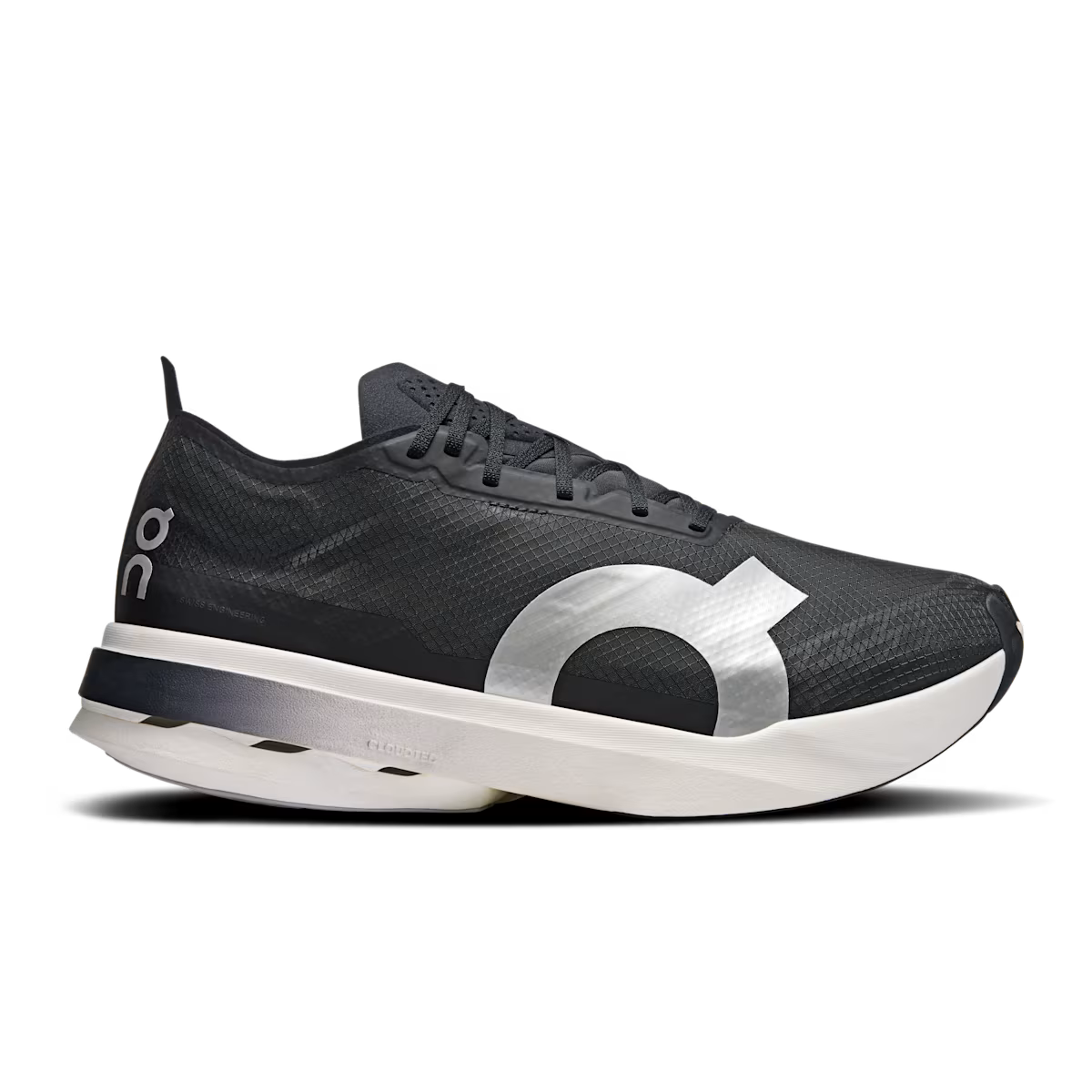 On Running Cloudboom Strike Mens