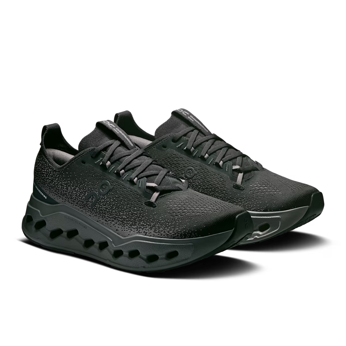 On Running CloudSurfer Max 2E Wide Mens