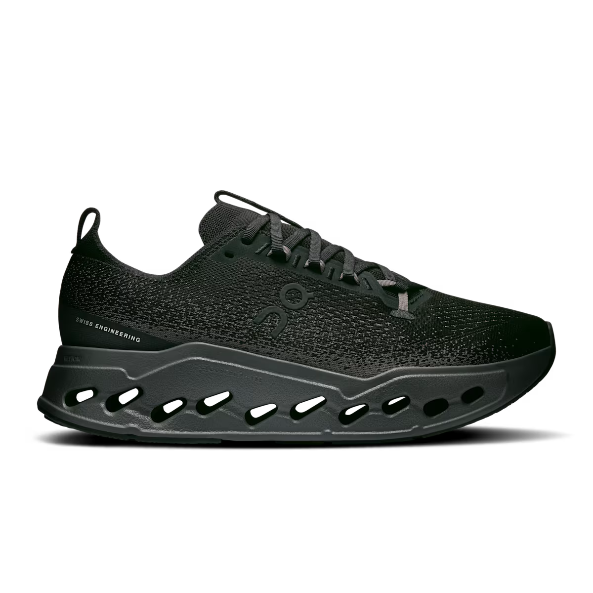 On Running CloudSurfer Max 2E Wide Mens