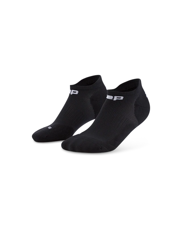 Core-Run-No-Show-Socks-5-0_Black_WP965R_3200x4000_Transparent_03.webp