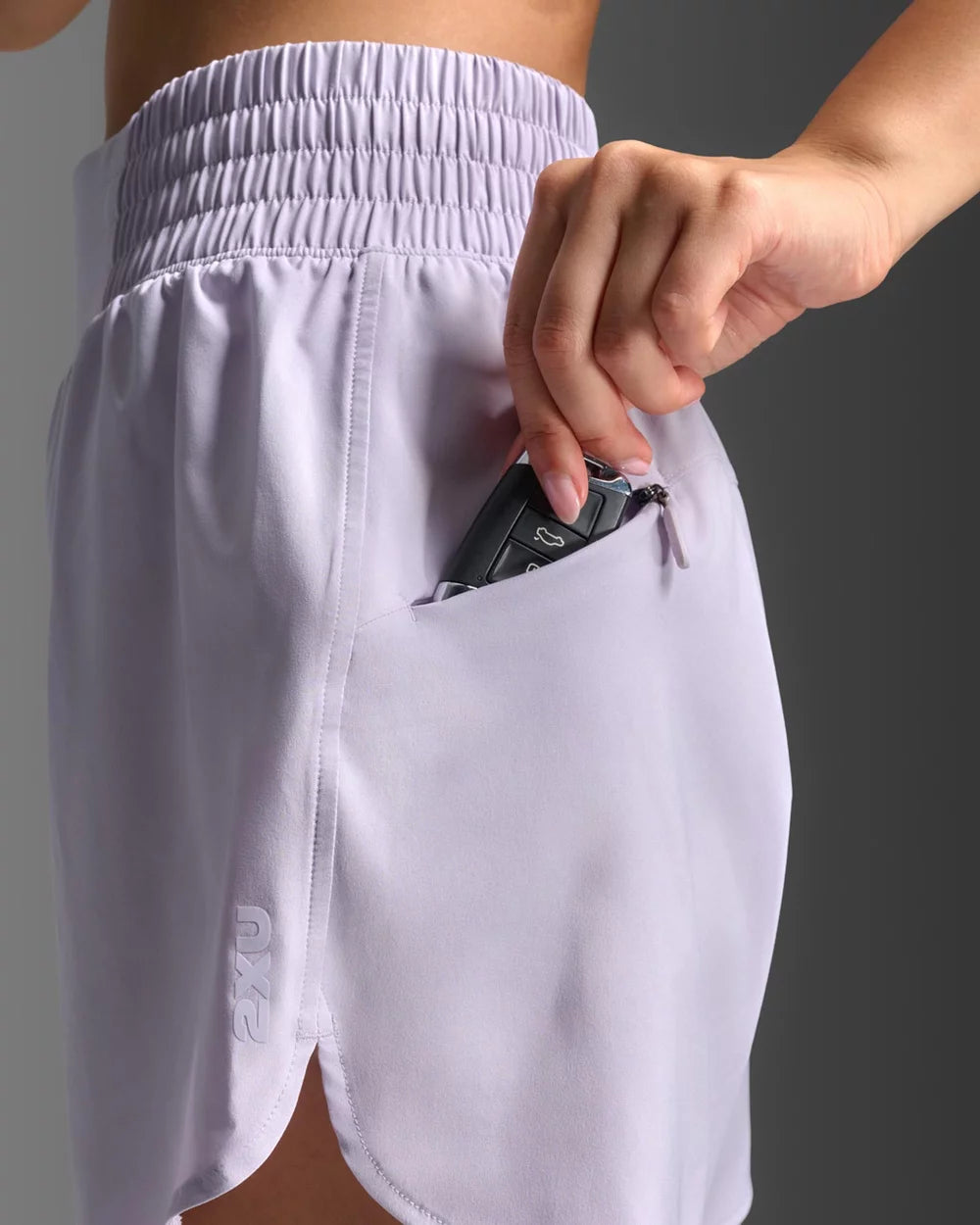 2XU Aero Hi rise 4in Short Womens