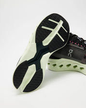 http___static.theiconic.com.au_p_on-9162-3298232-3