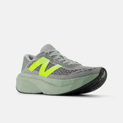 New Balance Fuel Cell Supercomp Trainer V3 2E Wide Mens