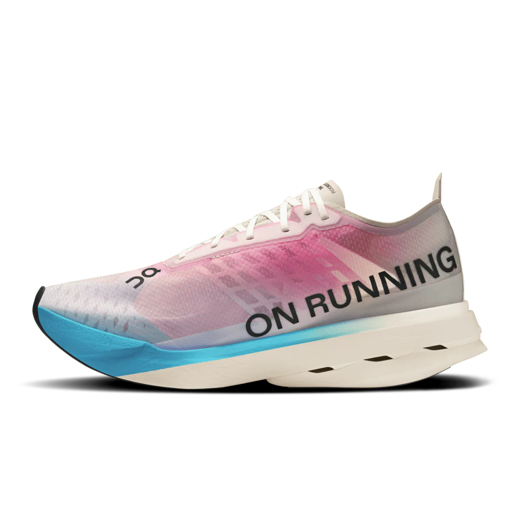 On Running Cloudboom Strike Mens