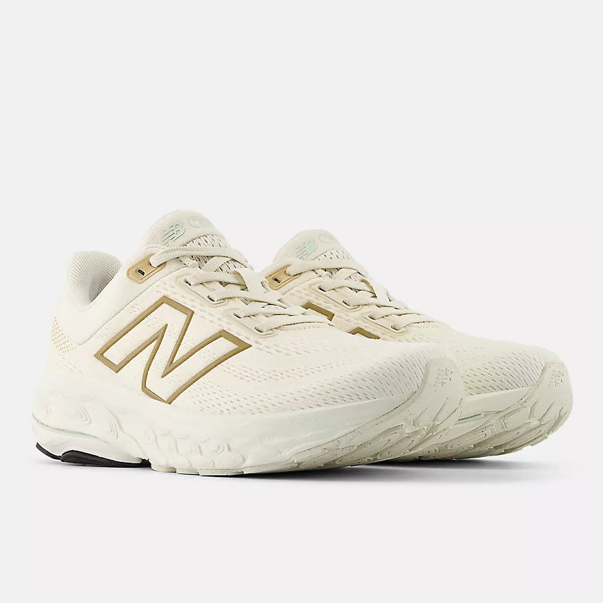 New Balance 860 v14 Womens