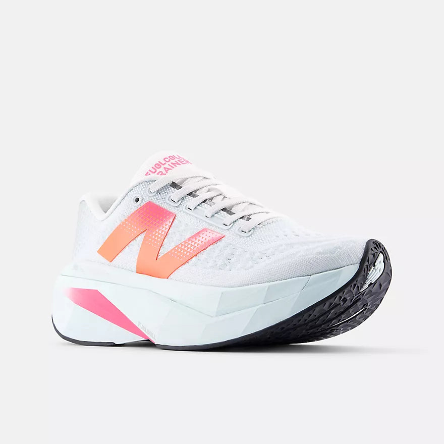 New Balance FuelCell Supercomp Trainer V3 Womens