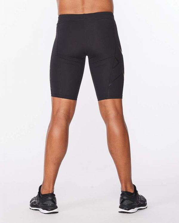 2XU Half Compression Shorts Mens - Image 3